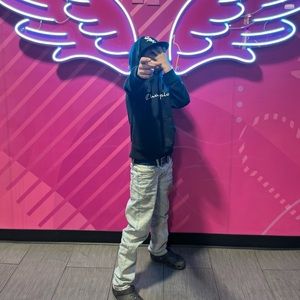 Meet your Posher, Carter